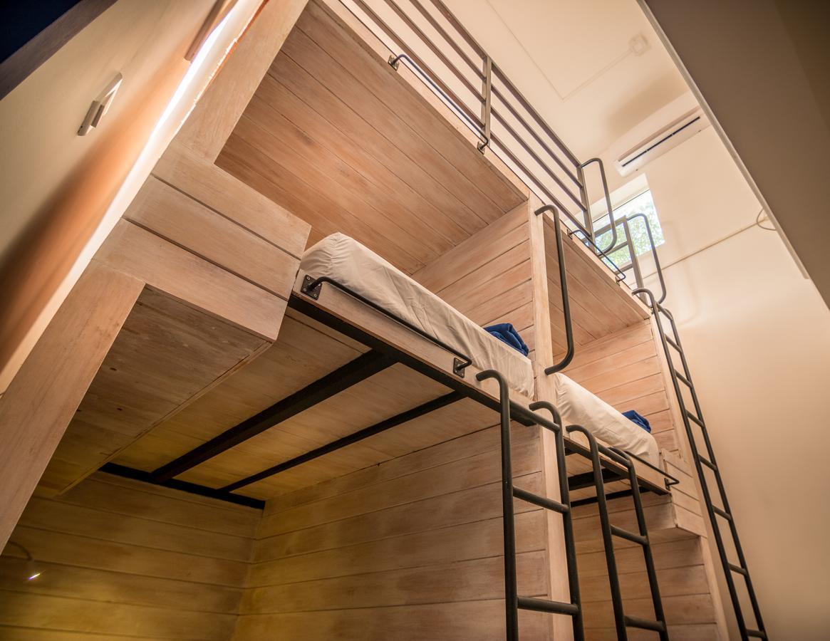 Island Hostels Mount Lavinia Dehiwala-Mount Lavinia ภายนอก รูปภาพ