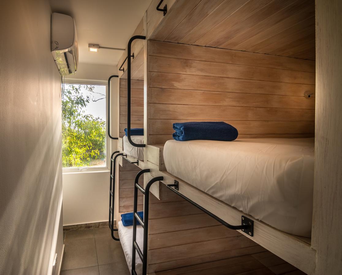 Island Hostels Mount Lavinia Dehiwala-Mount Lavinia ภายนอก รูปภาพ